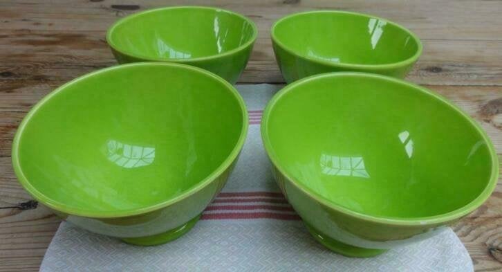 SALE 4 LIME fel groene Franse kommen , SALINS, -, Poterie, Utilisé, -