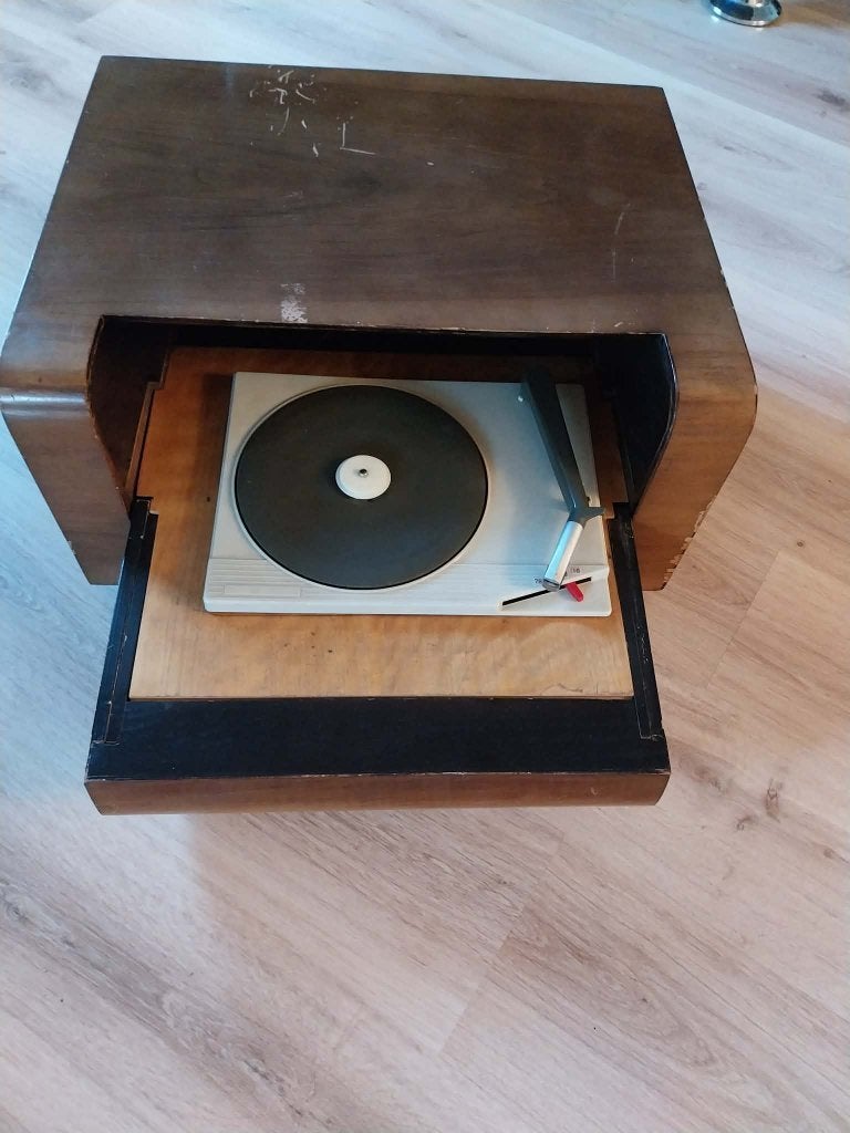 Tourne disque Philips très ancien, Antiquités & Art, Curiosités & Brocante, Enlèvement