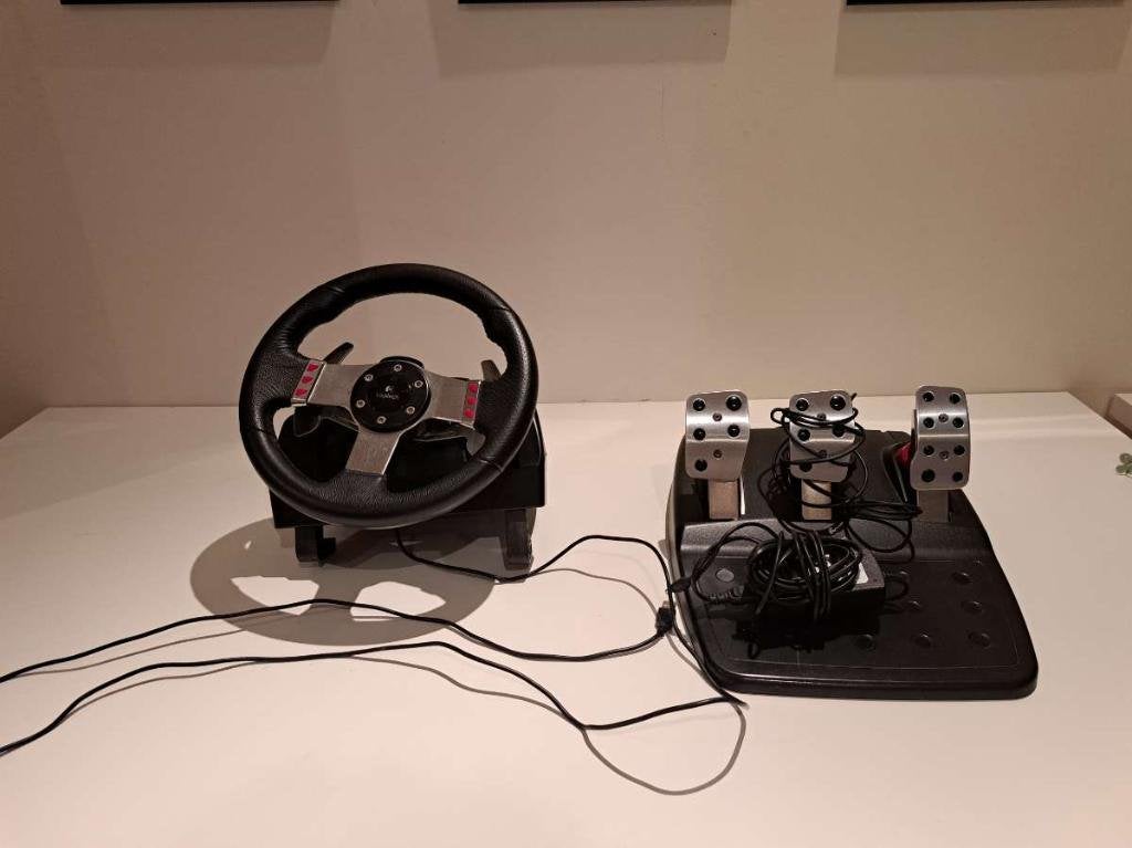 Volant Logitech G27 Racing + pédales (sans H-shifer), Consoles de jeu & Jeux vidéo, Consoles de jeu | Sony Consoles | Accessoires