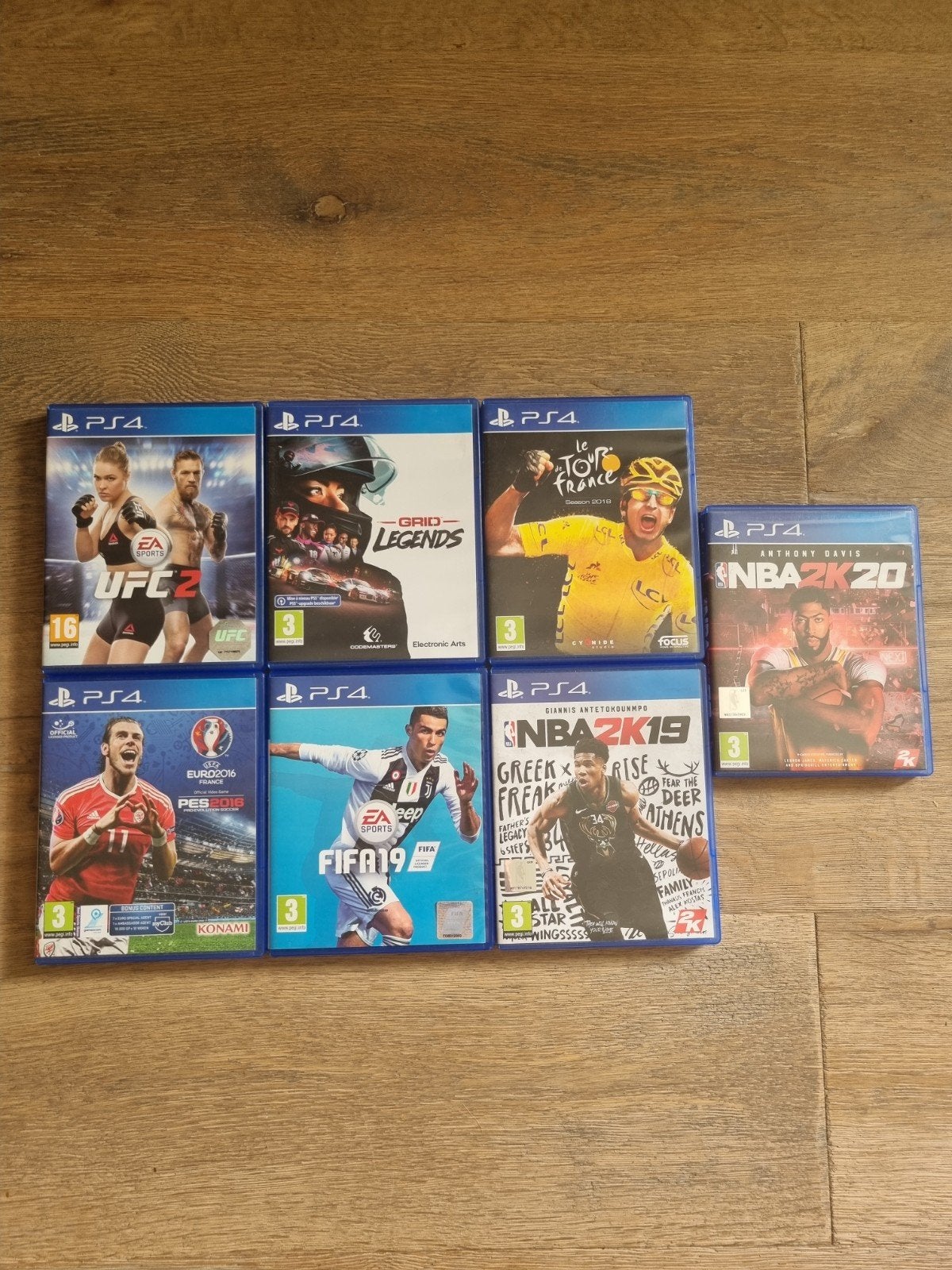 PS4 Games Bundel - FIFA 19, NBA 2K, PES, UFC 2 &  Racing gam, Ophalen, Sport