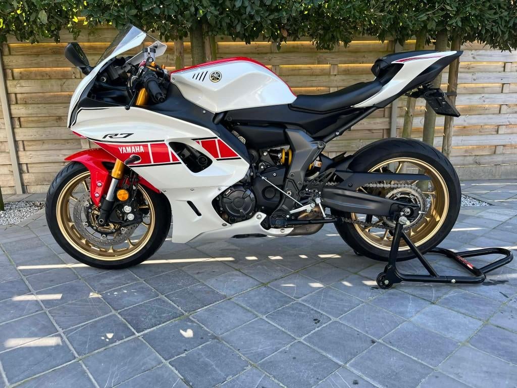Yamaha r7 **2000KM !!!**GP 60th anniversary edition**, Motoren, Motoren | Yamaha, 2 cilinders, Motorrijbewijs A, Bedrijf, Super Sport