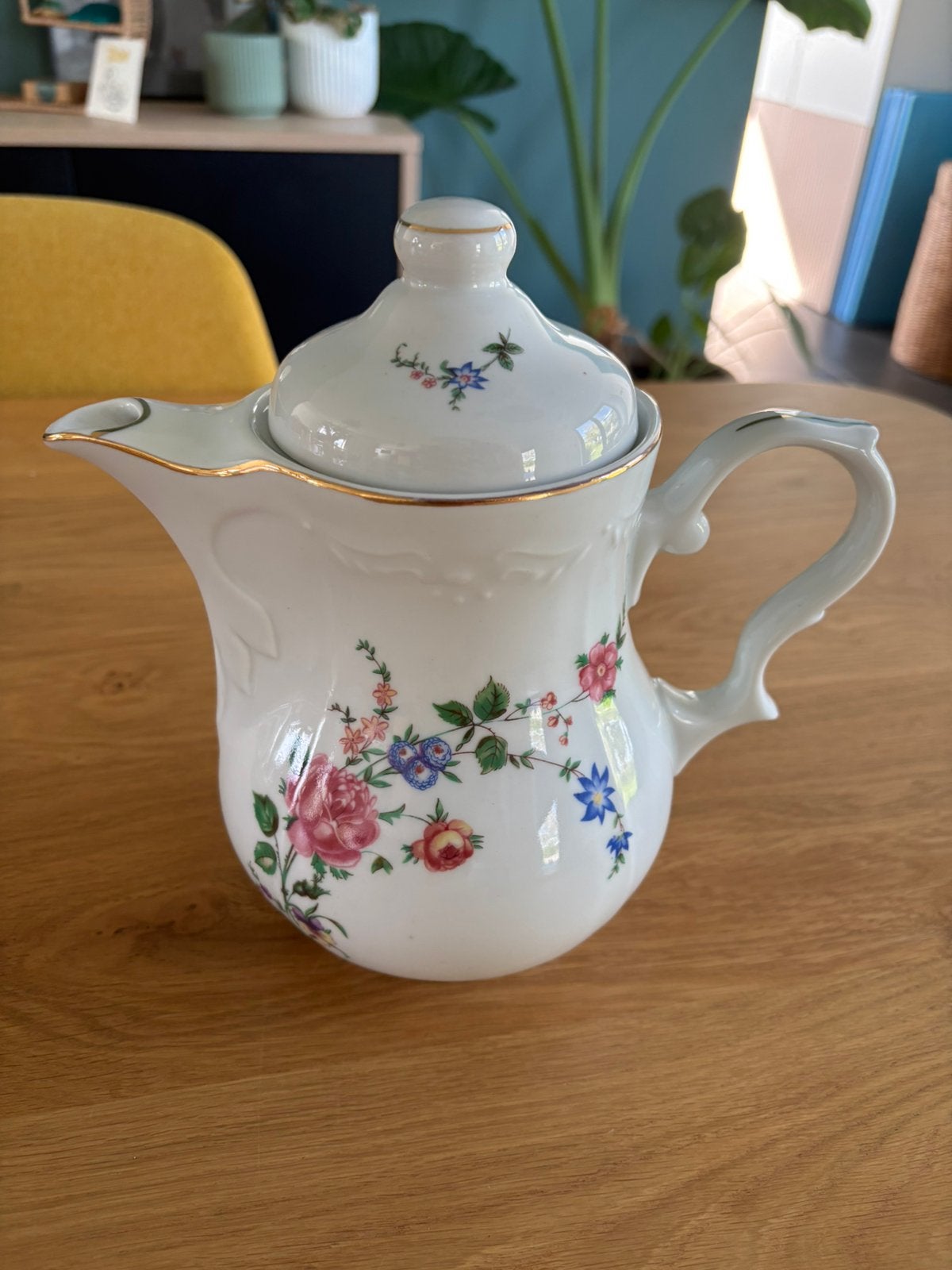 Belle cafetière vintage avec motif floral, Antiquités & Art, Enlèvement ou Envoi