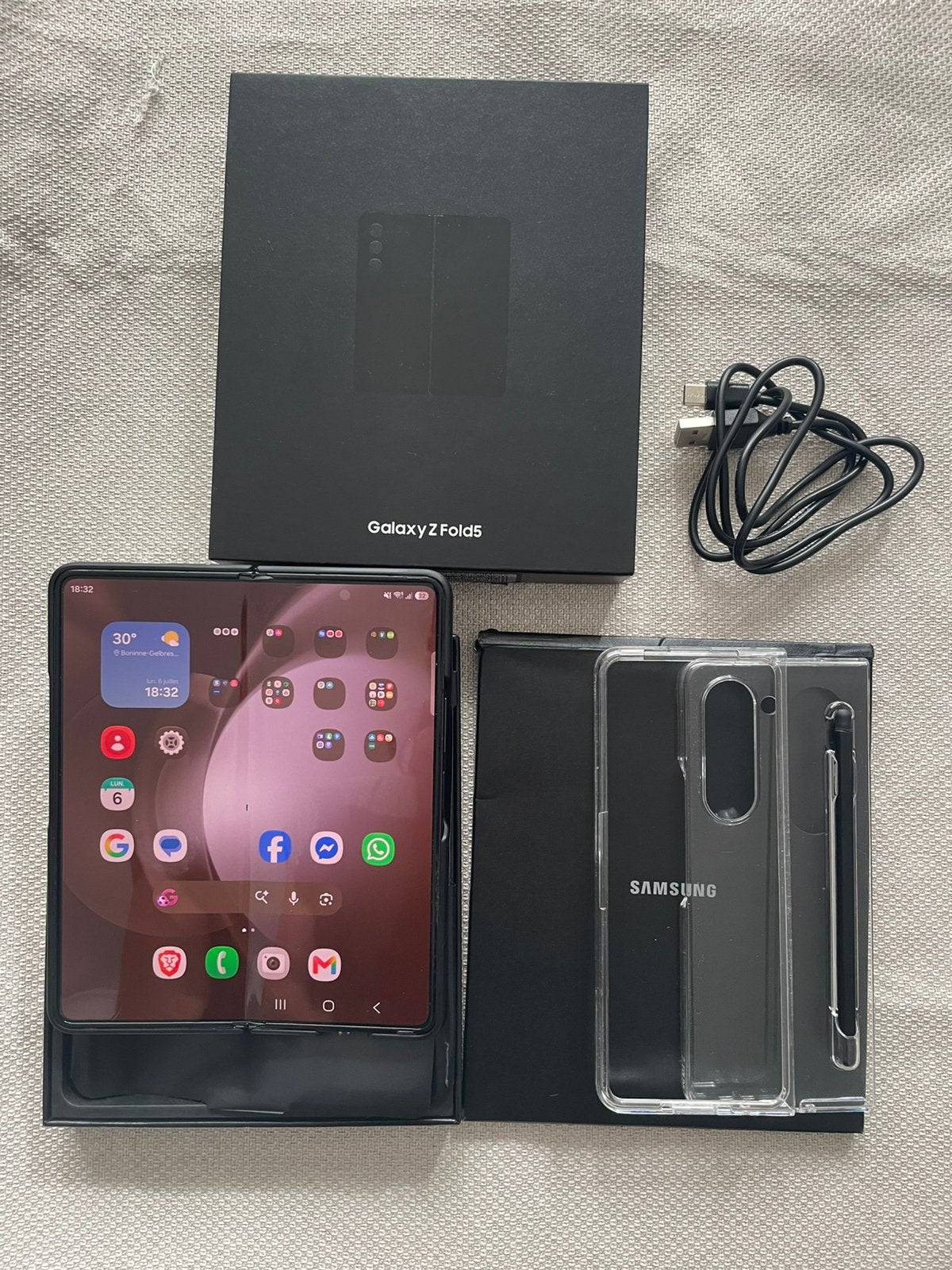 Samsung Galaxy Z Fold 5 smartphone pliable 5G, Télécoms, Téléphonie mobile | Samsung, Enlèvement ou Envoi, Utilisé, Sans abonnement