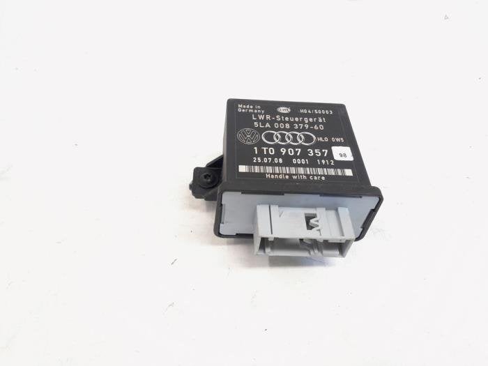 Ordinateur éclairage virage d'un Volkswagen Golf, Volkswagen, -, 3 mois de garantie, Utilisé