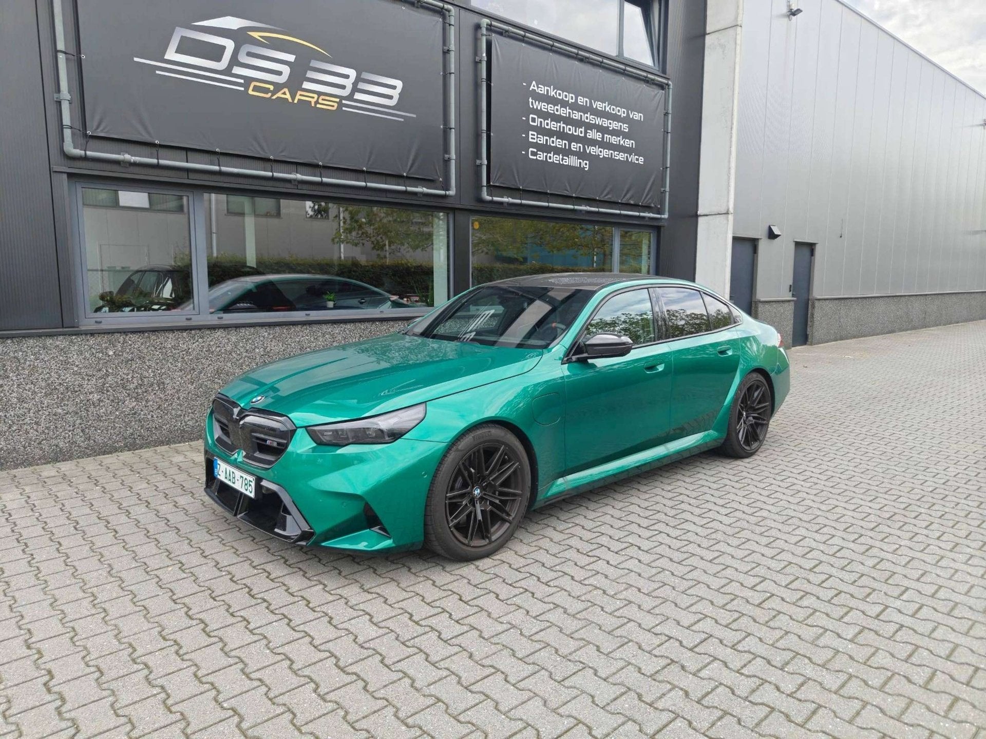 BMW M5 PHEV 4.4 V8 727pk/Sportuitlaat/Carbon Pack/Warm+koud, Auto's, Automaat, https://public.car-pass.be/vhr/c09fa5d6-ab98-4681-8911-05c7f188610a