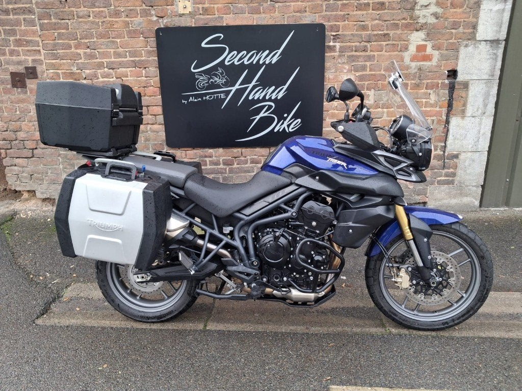 TRIUMPH TIGER 800 ABS EN BEL ETAT, GARANTIE 1 AN, 5395 EU, Permis Moto A, Tourisme, Entreprise, Occasion