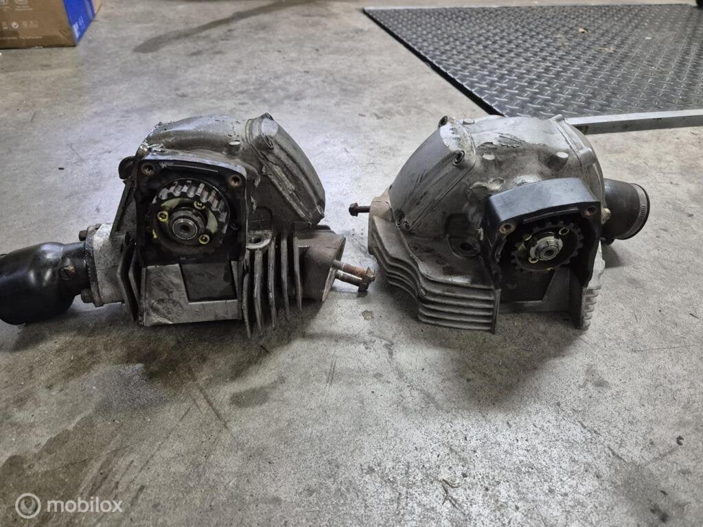 Cilinderkop cilinderkoppen nokkenassen 900ie 900 ie V2, Enlèvement ou Envoi, Factorystore.service@ducati.com, Via Antonio Cavalieri Ducati, 74/5, 74/6, 40132 Bologna BO