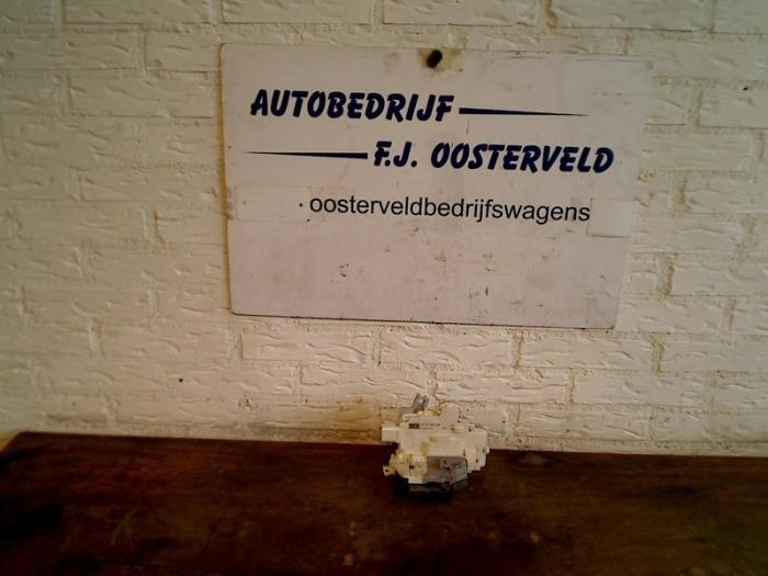 Deurslot Cilinder links van een Volkswagen Passat, Gebruikt, -, Volkswagen, -
