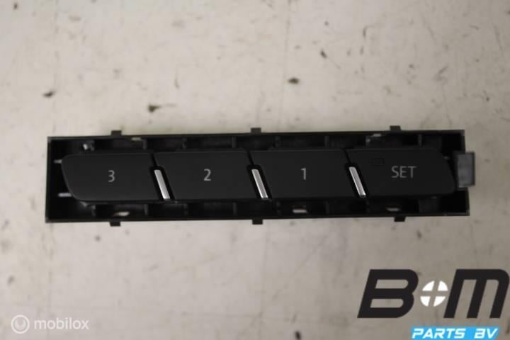 Schakelaar stoelgeheugen links VW Touareg 7P 7P1959769C, Gebruikt