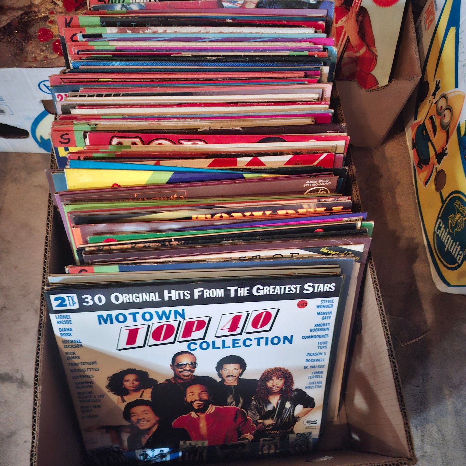 quelques 100 singles et vinyles, Enlèvement, LP