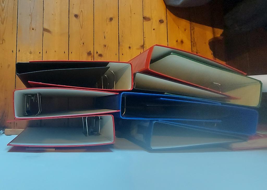 10 ringkaften, Divers, Fournitures scolaires, Enlèvement, Comme neuf