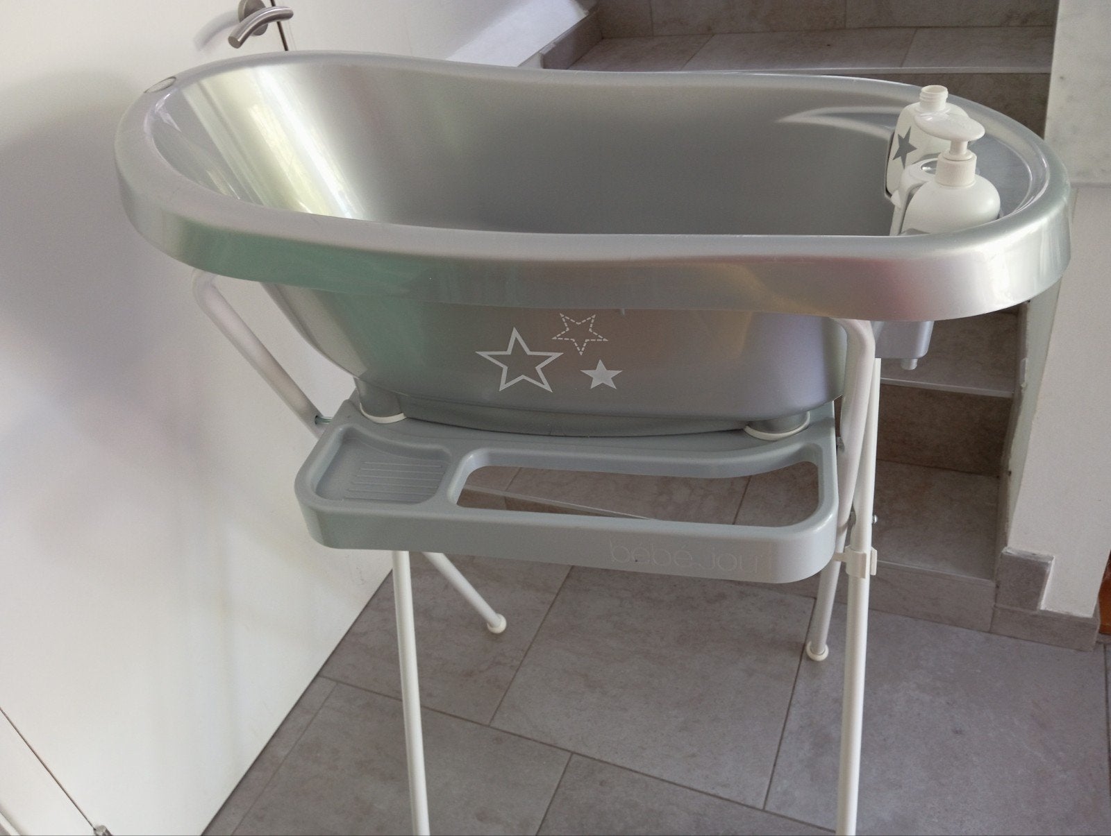 Baignoire bébé, Baignoire
