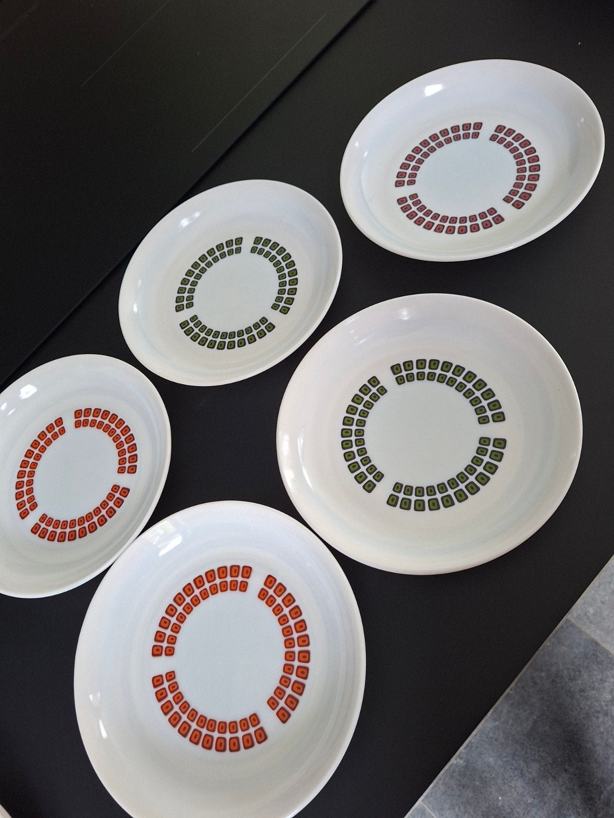 Set ARCOPAL borden model SQUARE. VINTAGE. Jaren 60,, Ophalen