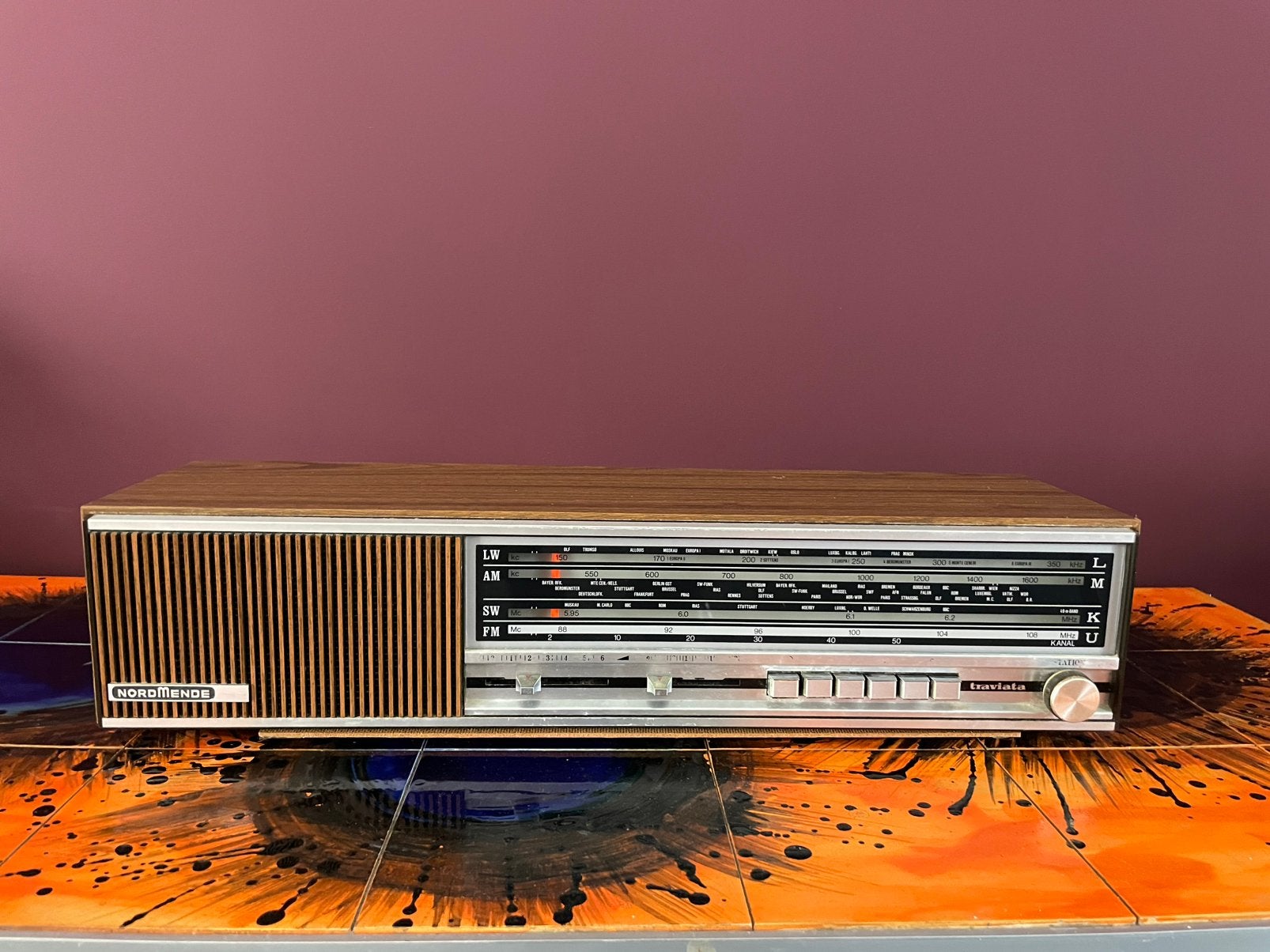 Nordmende Traviata U106, Antiek en Kunst, Antiek | Tv's en Audio, Ophalen