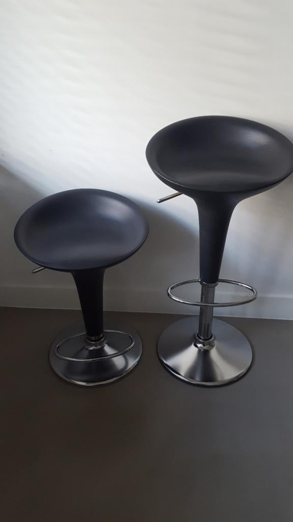 Originele BOMBO MAGIS barkrukken (antraciet,grijs&ALU), Huis en Inrichting, Barkrukken, Ophalen, 5 krukken of meer, 60 tot 90 cm