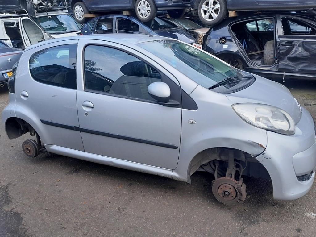 REMKLAUW RECHTS VOOR ABS Citroën C1 (01-2005/09-2014), Gebruikt, Citroën