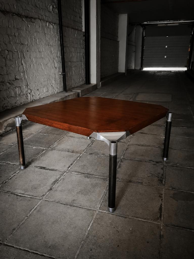 URIO salontafel van Parisi, MIM Roma, Italië, jaren 60., Ophalen, Gebruikt, Teakhout