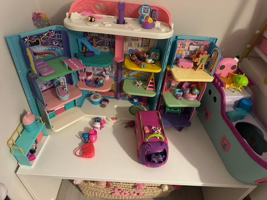 Gabby’s Dolhouse + Boot + Bus & accessoires, Enlèvement, Comme neuf, Accessoires