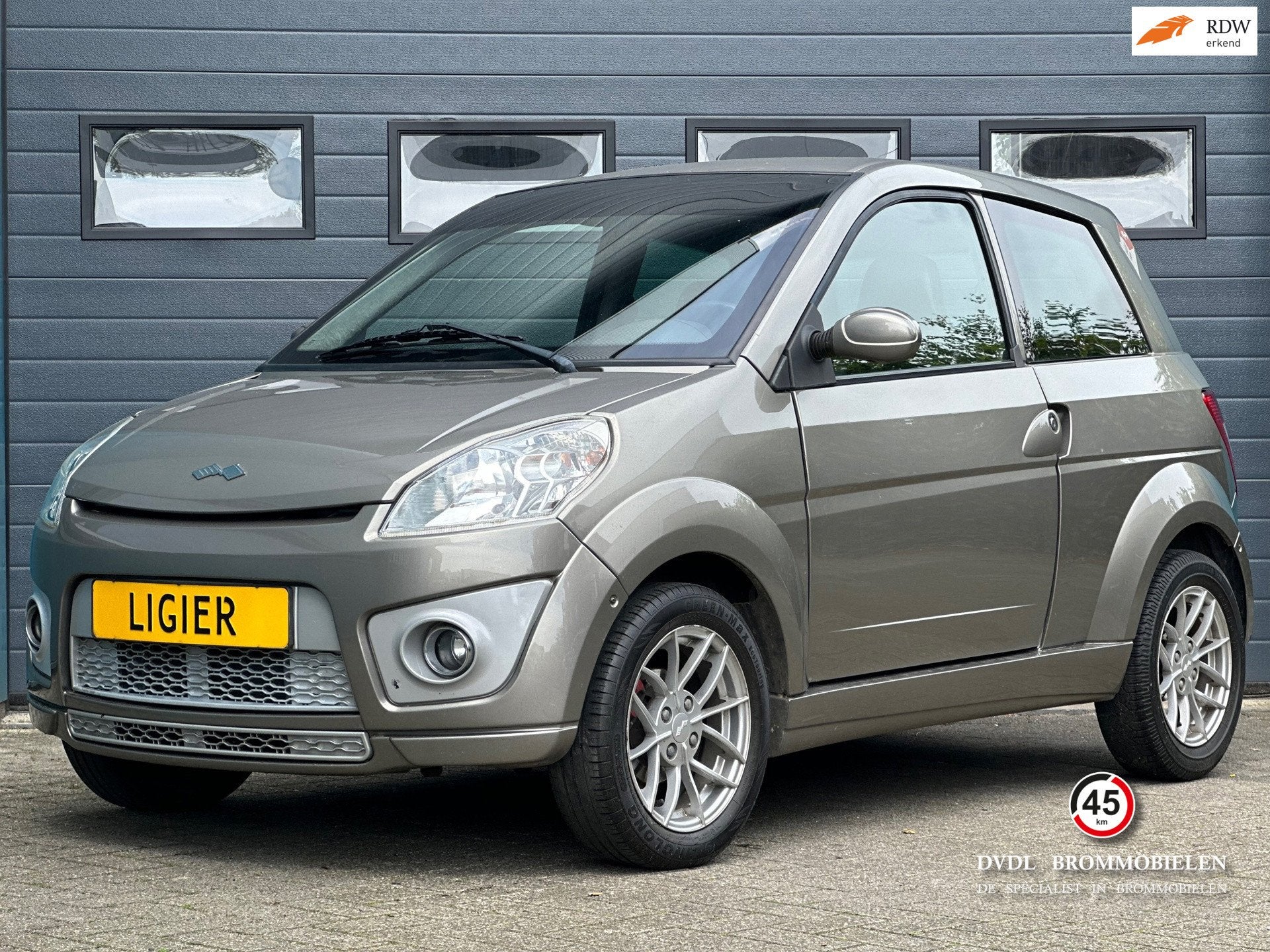 Ligier IXO Club DCI Brommobiel 45km auto 2012 17dkm | Aixam, Divers, Utilisé, Ligier