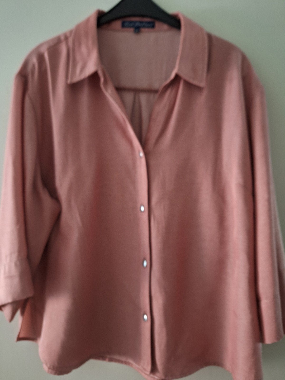 Blouse m42 Red Button nieuwstaat, Kleding | Dames, Blouses en Tunieken, Ophalen of Verzenden
