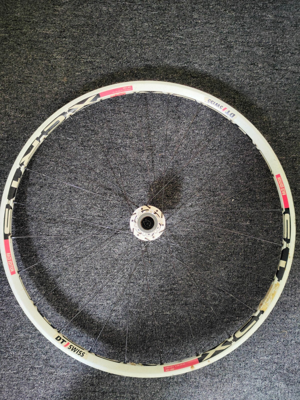 cette roue Swiss Cannondale Lefty de 26 pouces, Vélos & Vélomoteurs, Vélos Pièces, Enlèvement, Roue