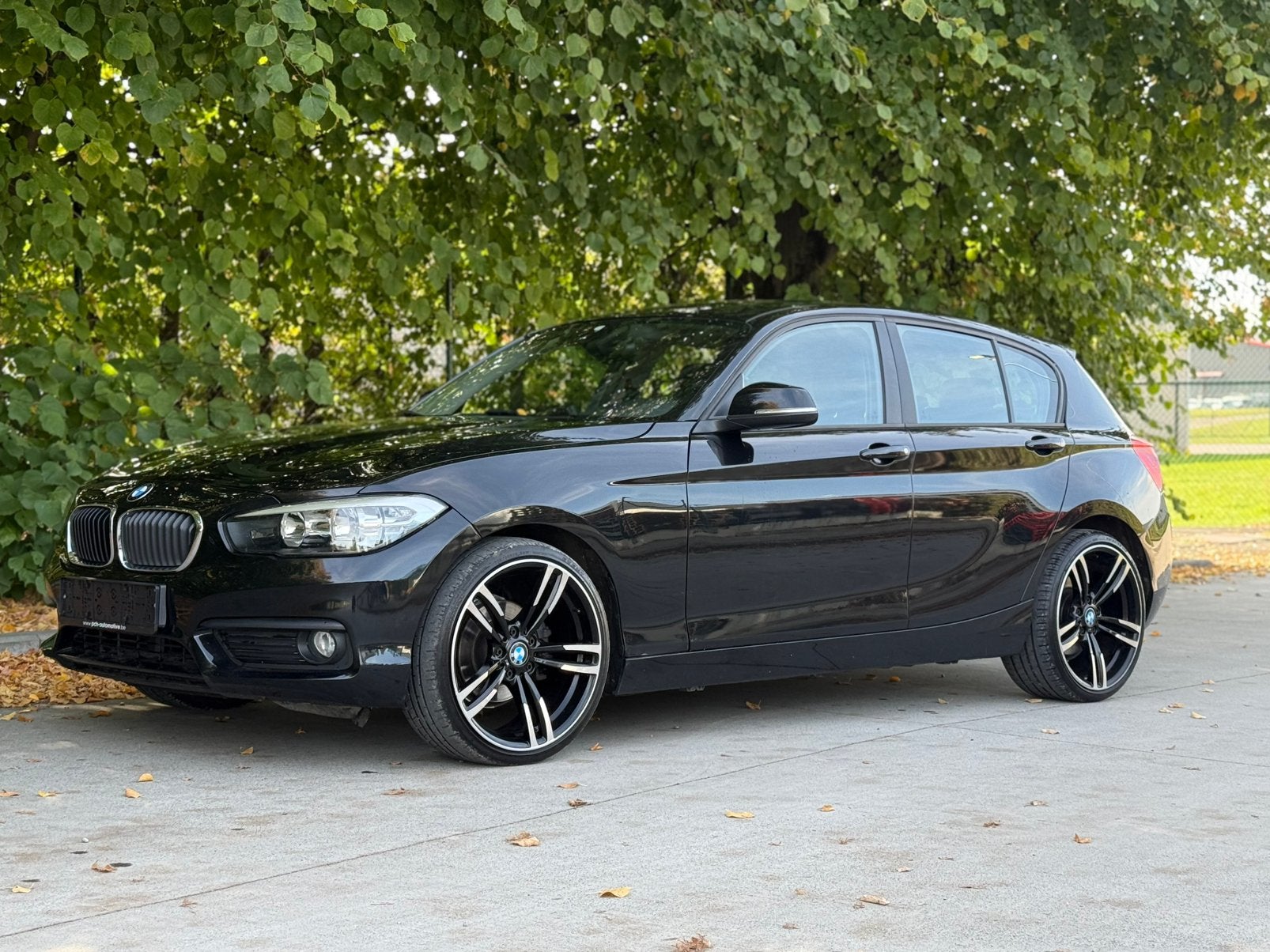BMW 116d f20// 143000 km/jaar 2017, Zwart, 5 deurs, Particulier, Te koop
