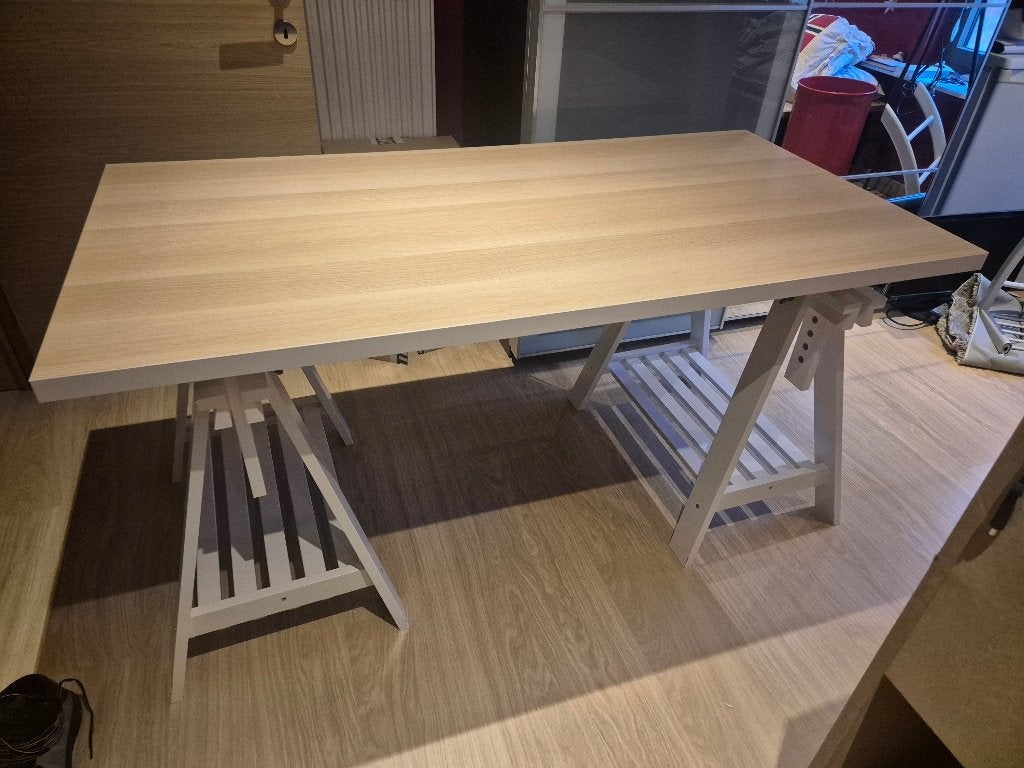 bureau, Huis en Inrichting, Bureaus, Ophalen, 150 cm, In hoogte verstelbaar, Zo goed als nieuw