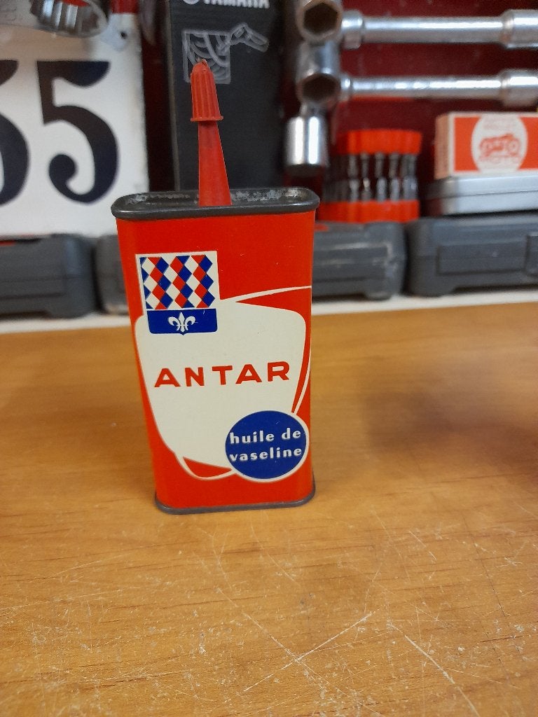 ancienne burette huile vide antar vaseline, Enlèvement ou Envoi, Utilisé, Autres types