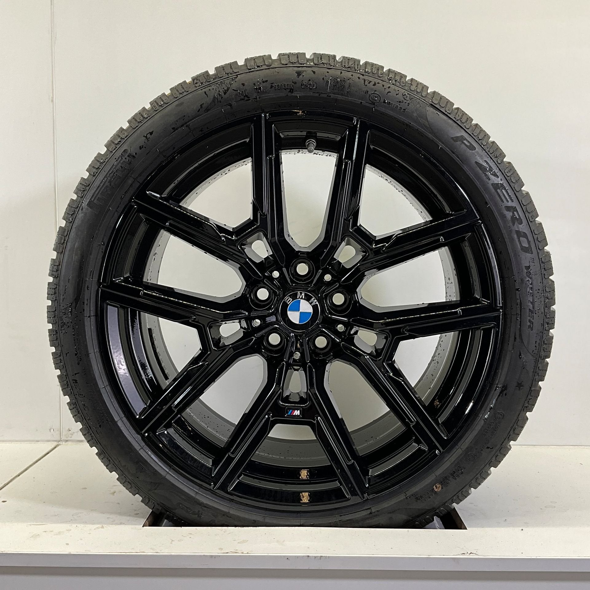 NIEUW BMW 4 SERIE I4 G26 BREEDSET VELGEN + WINTERBANDEN 19 I, Auto-onderdelen, Banden en Velgen, 19 inch, 245 mm, -, -