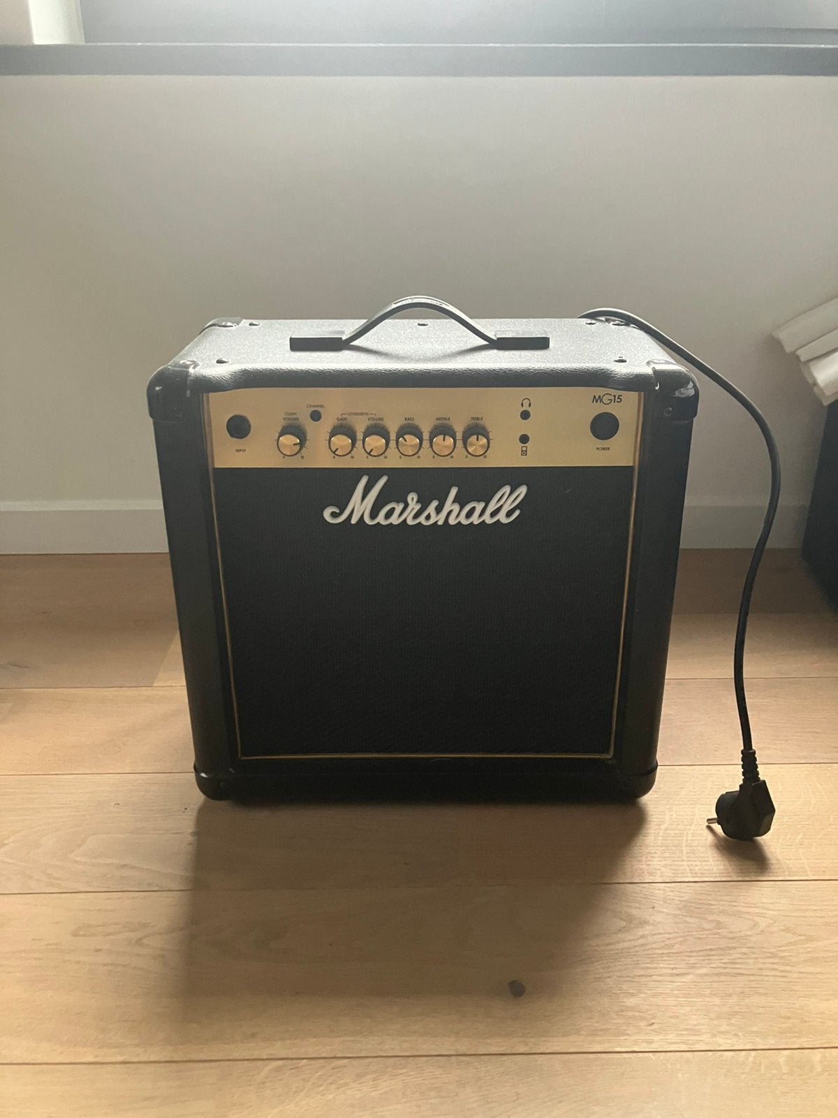 Gitaarversterker Marshall, Muziek en Instrumenten, Ophalen, Zo goed als nieuw