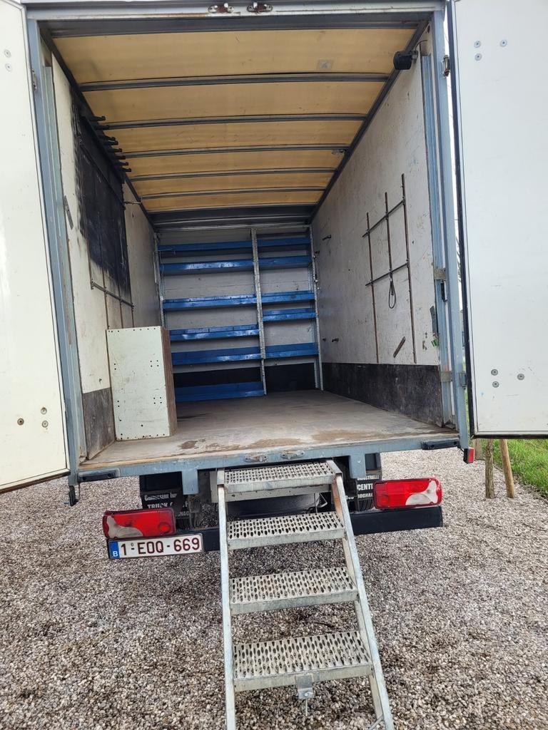 Mercedes camionette met meubelbak, Auto diversen, Ophalen, Gebruikt