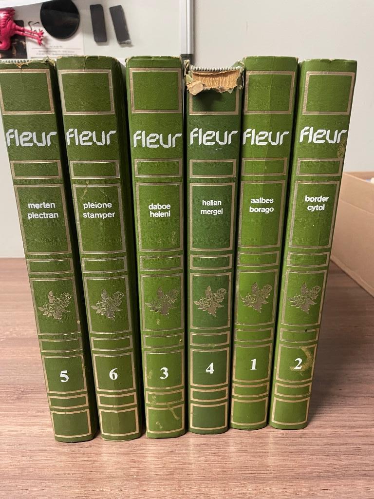 Encyclopedie  Fleur van Bloemen en planten, Boeken, Ophalen, Bloemen en Planten