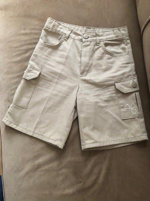 short guides de Belgique (lutins), Enlèvement, Utilisé, Vêtements