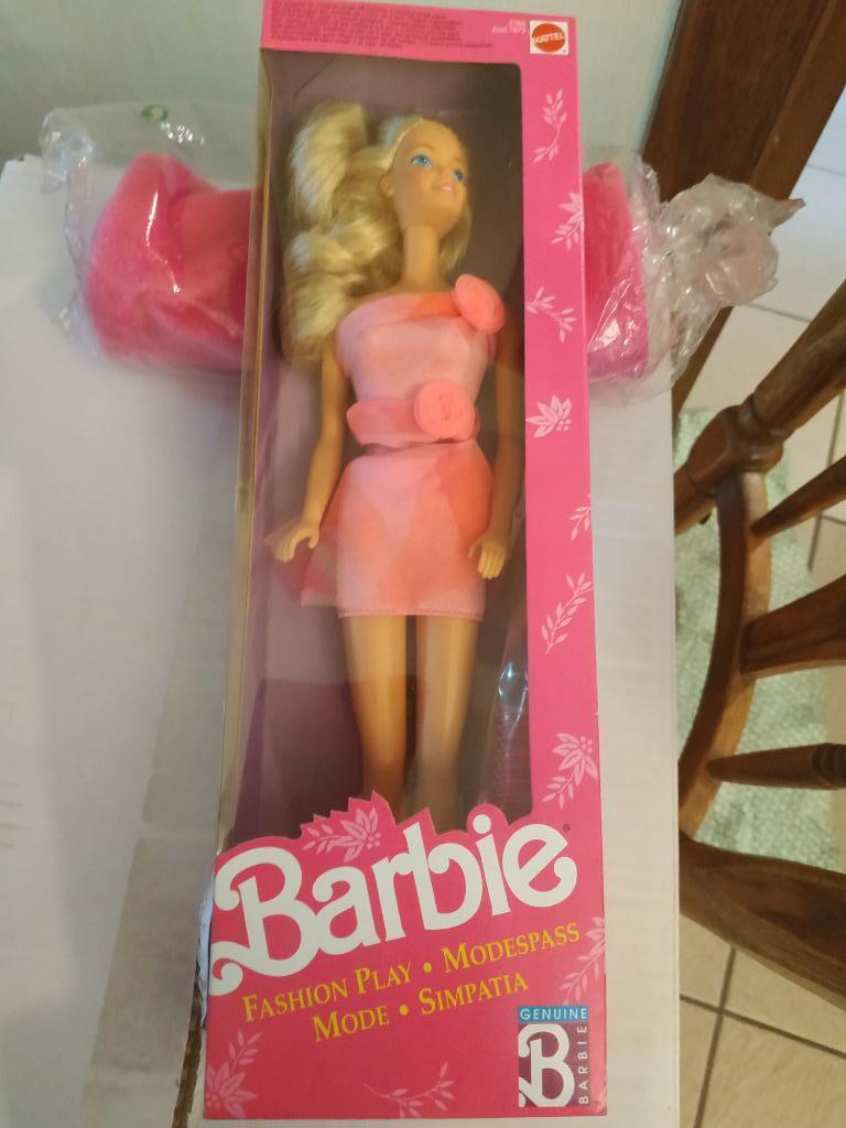 Barbie fashion rose, Ophalen of Verzenden, Nieuw