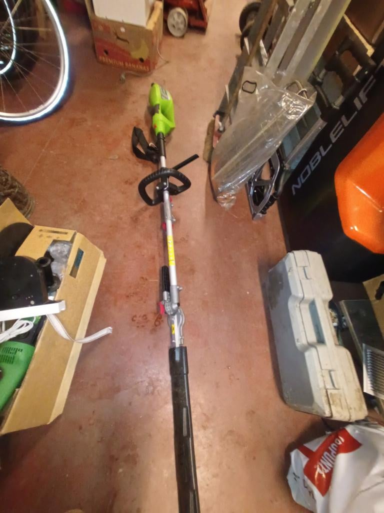 Heggen schaar elektrische  verstelbaar, Ophalen