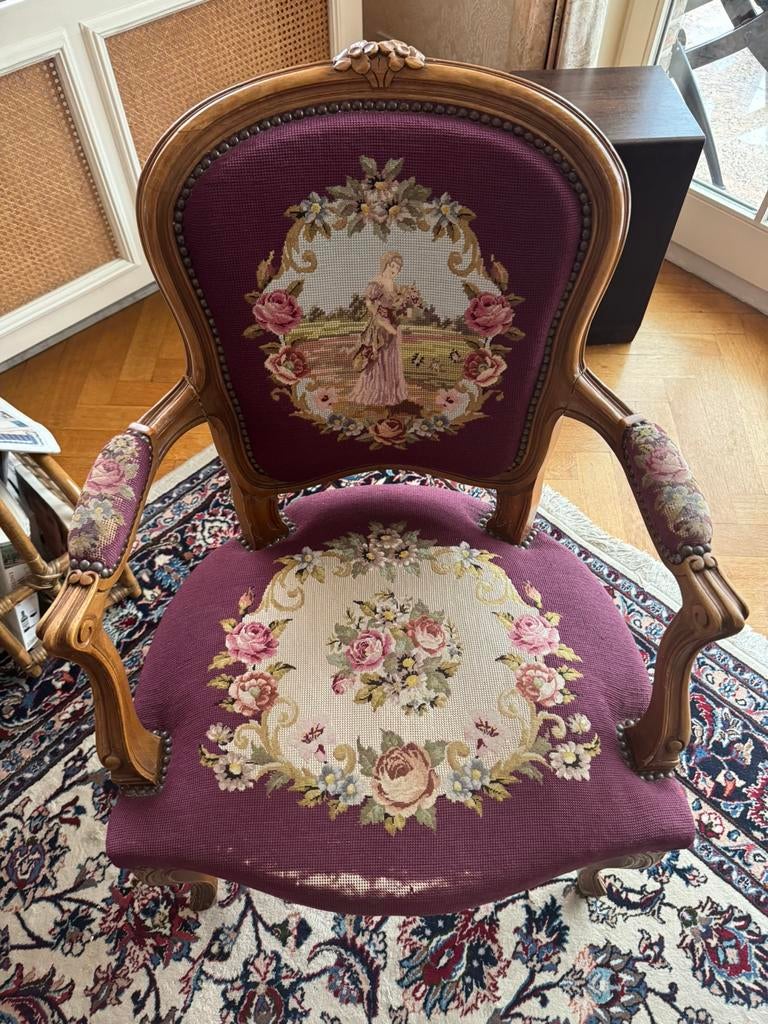 Chaise ancienne, Enlèvement