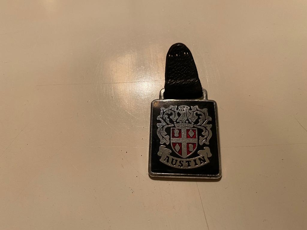 BADGE PORTE CLE  ANCIEN AUSTIN, Collections, Enlèvement ou Envoi