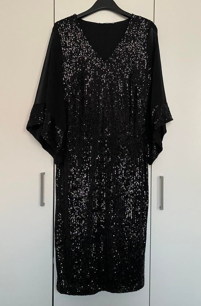 Robe de soirée noire a paillettes, T44, NEUVE, prix : 20€, Enlèvement ou Envoi