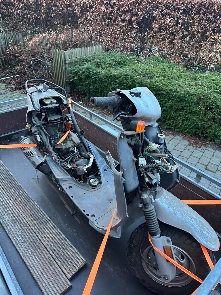 Sym jungle b klasse brommer 50cc 2takt voor onderdelen, Motoren, Particulier