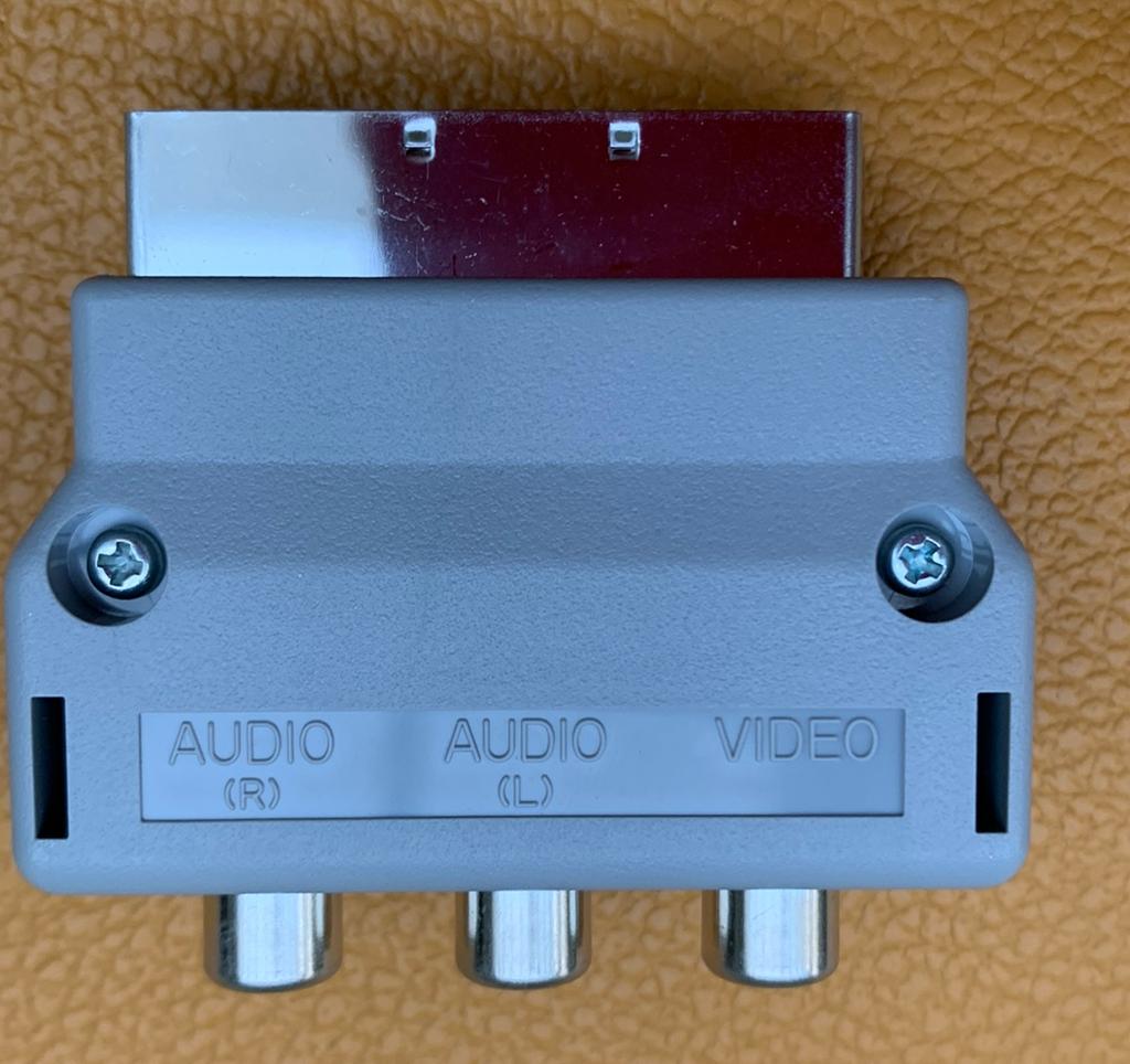 SCART naar cinch plug, Audio, Tv en Foto, Audiokabels en Televisiekabels, Ophalen of Verzenden, Zo goed als nieuw, Scartkabel