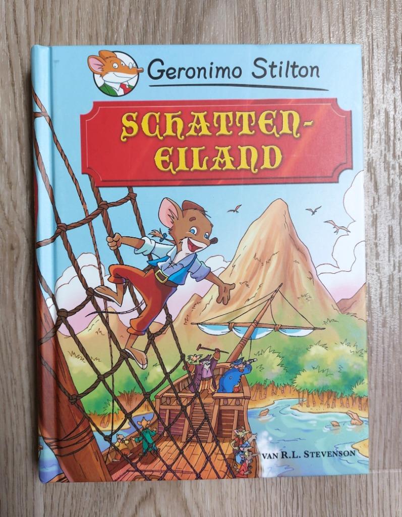 Geronimo Stilton Schatteneiland - R.L. Stevenson, Ophalen, Fictie algemeen, Geronimo Stilton, Zo goed als nieuw