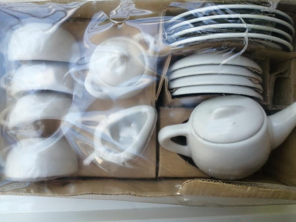 Vaisselle jouet Ikea Duktig 15 pièces NEUVE dans son emballa, Enfants & Bébés, Jouets | Jouer aux cuisines, Neuf, Accessoires de cuisine de jeu