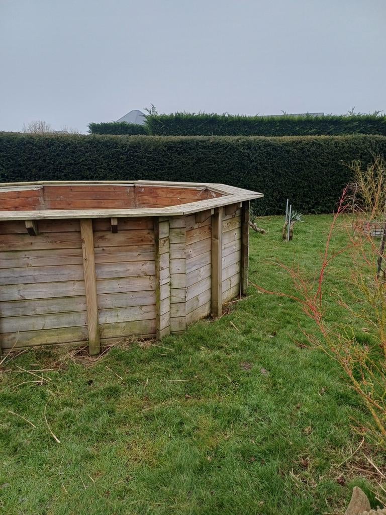 Structure  piscine  bois  4m, Pompe