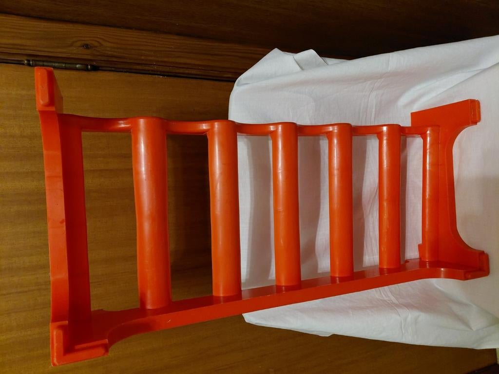 casier orange année 70, Enlèvement ou Envoi