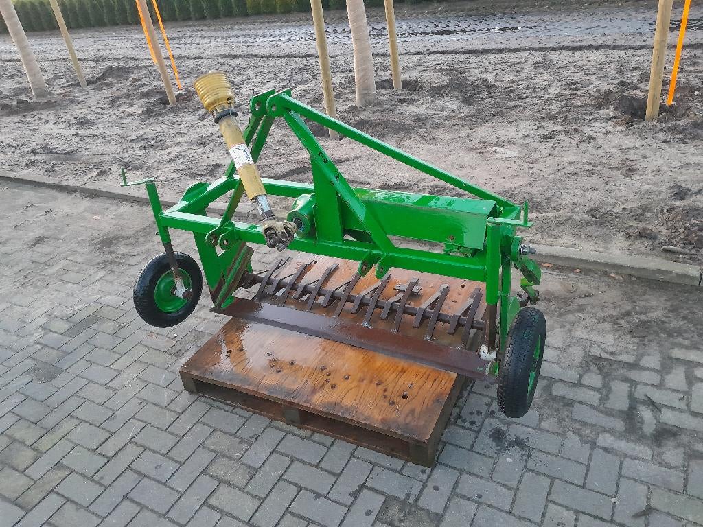 Brede Schudlichter , Beddenrooier, Zakelijke goederen, Ophalen