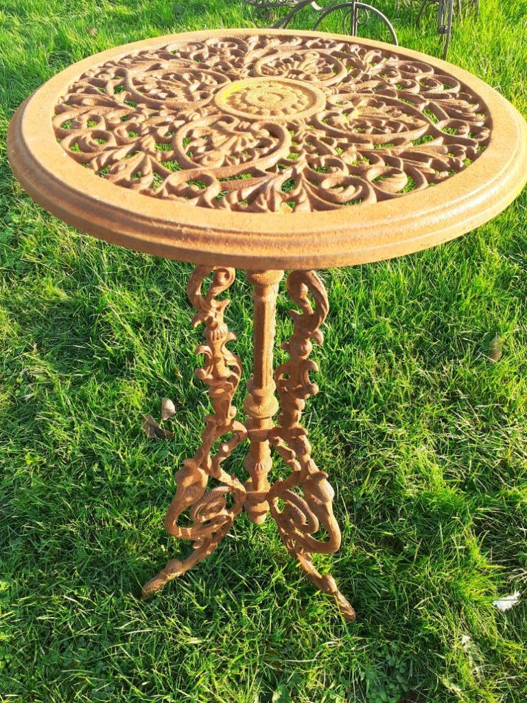 TABLE,GUERIDON DE JARDIN EN FONTE PATINEE, Enlèvement, Neuf, Autres matériaux, Autres types