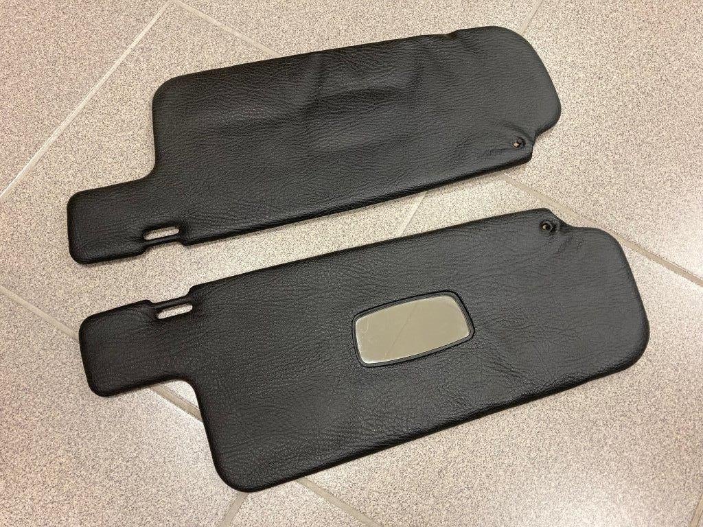 Jeu de pare-soleils d'origine bon état VW GOLF GTI 1, Autos : Pièces & Accessoires, Habitacle & Garnissage, Enlèvement, Volkswagen