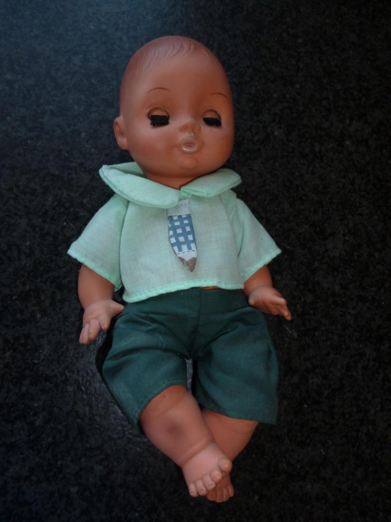 Oude kleine pop baby nummer 02/25/462 pop vintage sixties, Ophalen of Verzenden, Pop