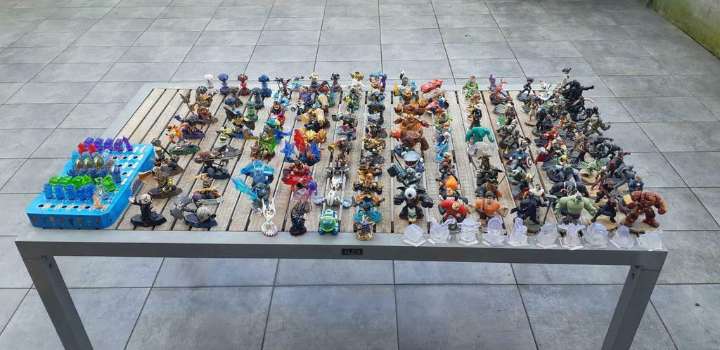 Skylanders en Disney Infinity figuren, Games en Spelcomputers, Games | Sony PlayStation 4, Ophalen of Verzenden, Gebruikt
