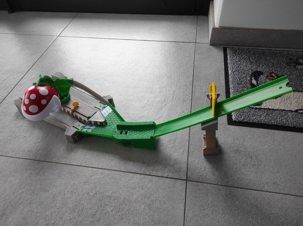 Hot Wheels Super Mario Piranha plant nieuwstaat, Enlèvement ou Envoi, Comme neuf, Hot Wheels